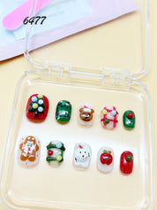 zb89..Christmas nails