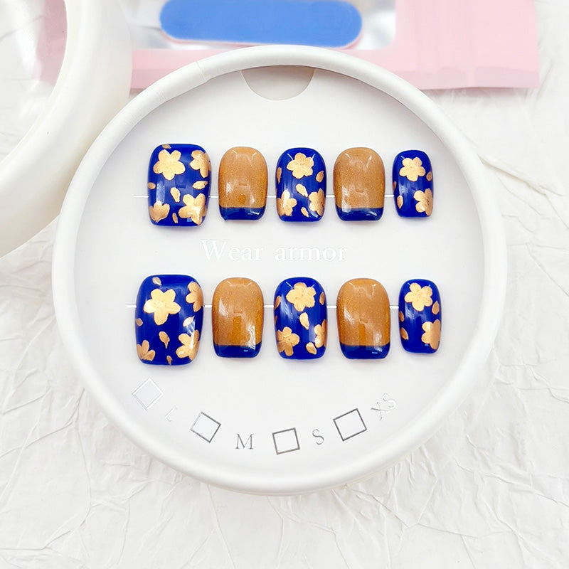 zb76..Exhibition board of the exquisite wearable armor