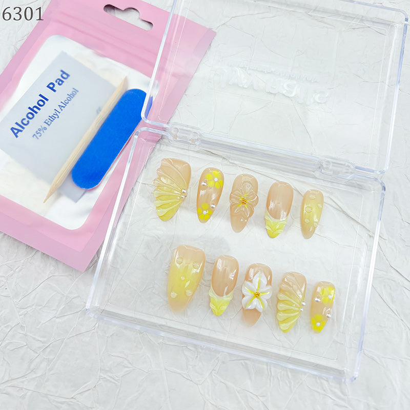 zb73..A display board featuring 24 different styles of fashionable and trendy nail wear.
