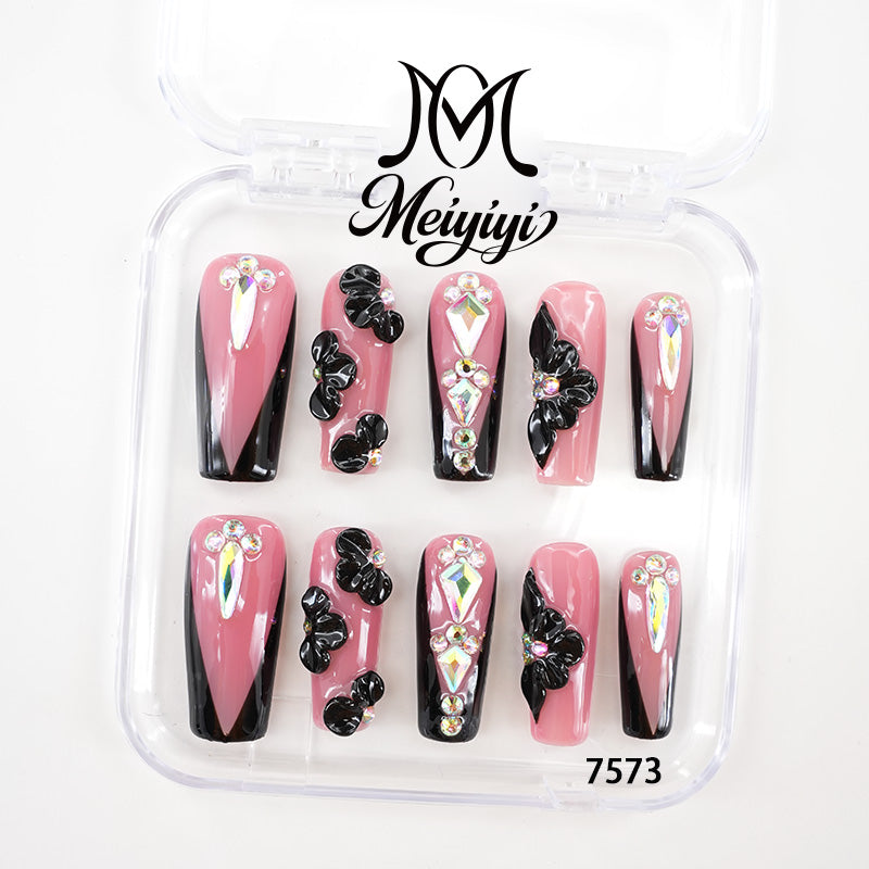 zb119..A wide variety of nails