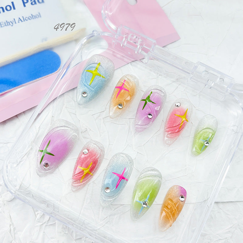 zb35..A variety of choices for almond-shaped and square-shaped wearable nails.