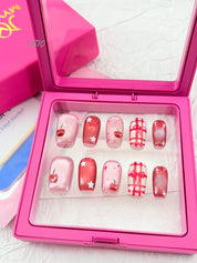 zb97..A wide variety of nails