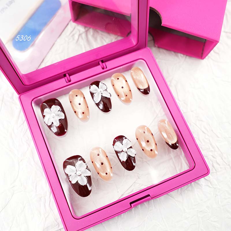 zb40..Different styles press on nails display