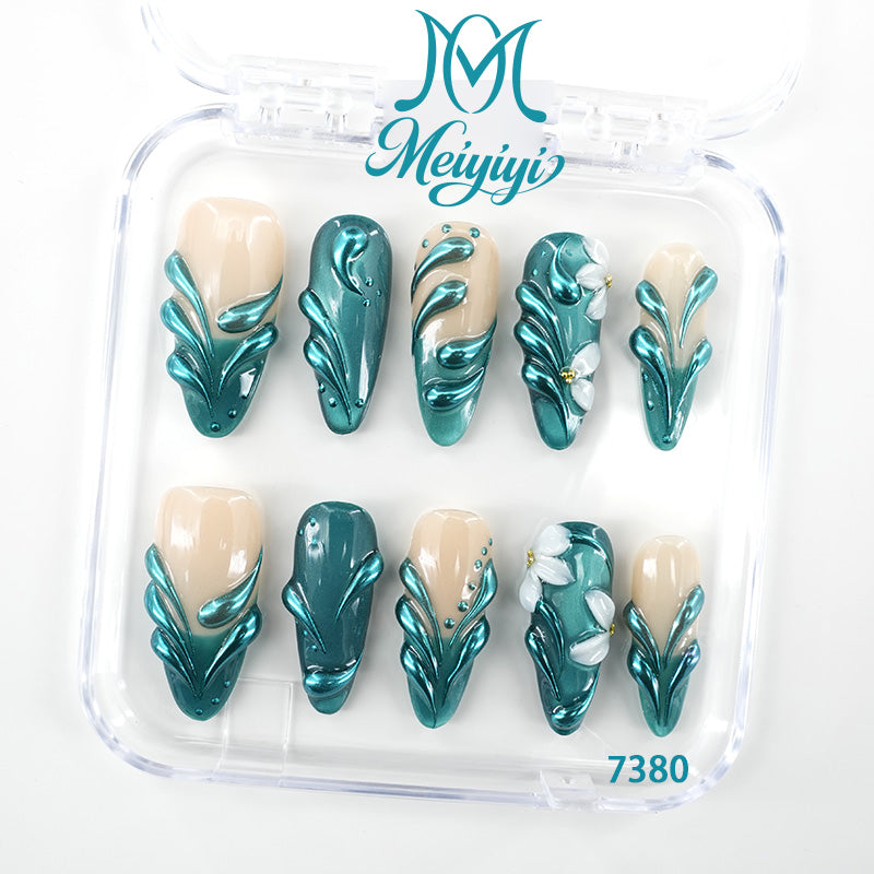 zb113..A wide variety of nails