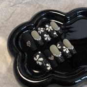 A1895-Meiyi Yi's original designer's heavy hand-painted French cat's eye nail art