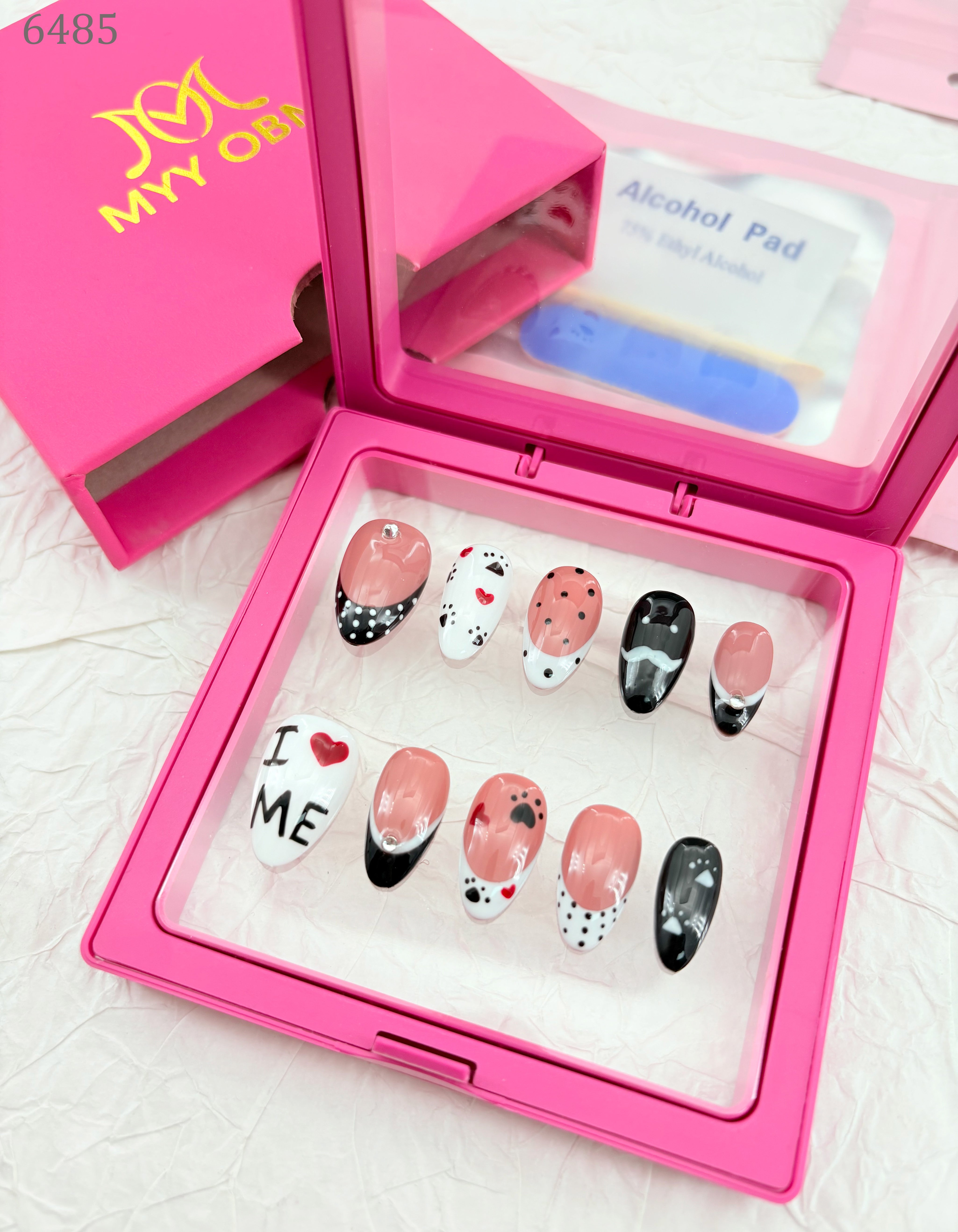 zb86..Exhibition board of the exquisite wearable armor