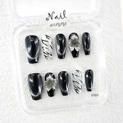 zb98..Nails of various styles.