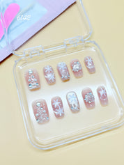 zb78..A display board featuring 24 different styles of fashionable and trendy nail wear.