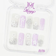 zb140..A collection of 24 exquisite nails