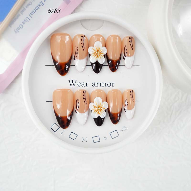 zb91..Beautiful nail art