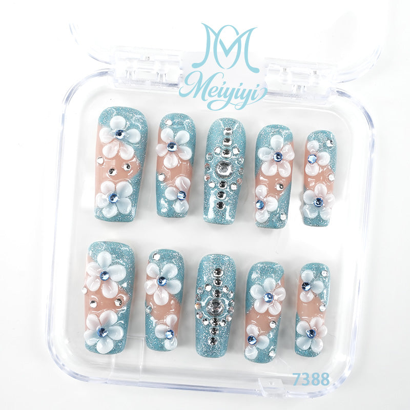 zb113..A wide variety of nails
