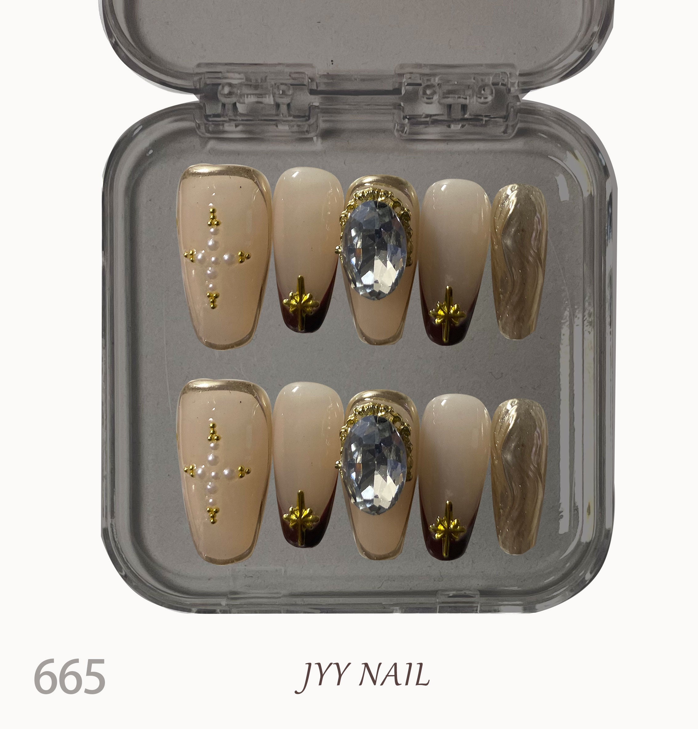 A665A golden hexagram：Hand painted diamond gold six-pointed star nail