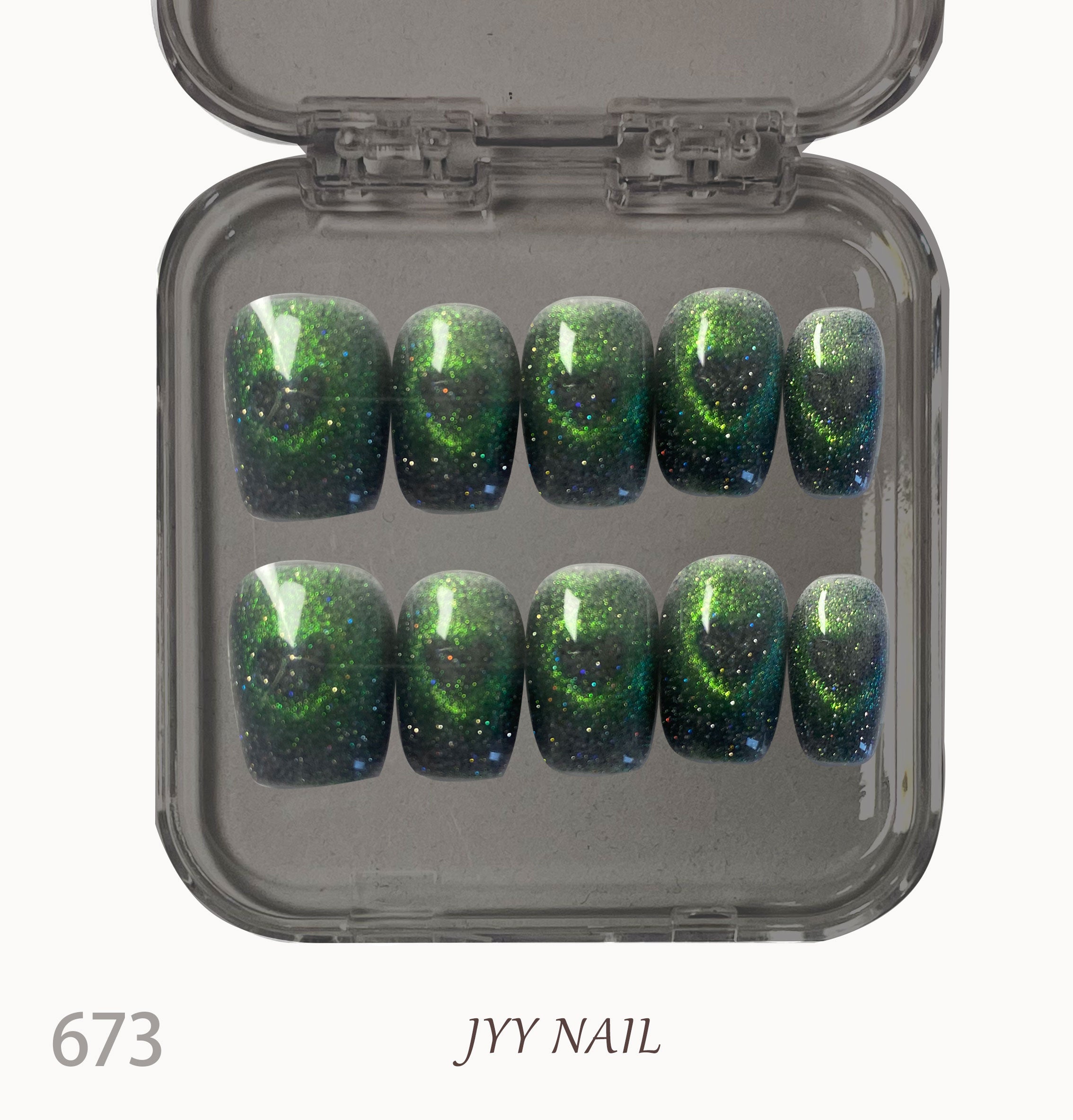 A673Green love cat eyes:Hand-painted green love cat eye nails