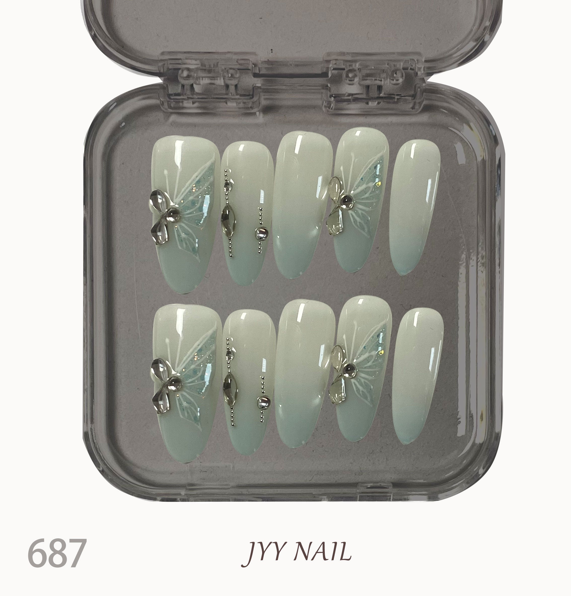A687Butterfly：Hand-painted butterfly and diamond nails