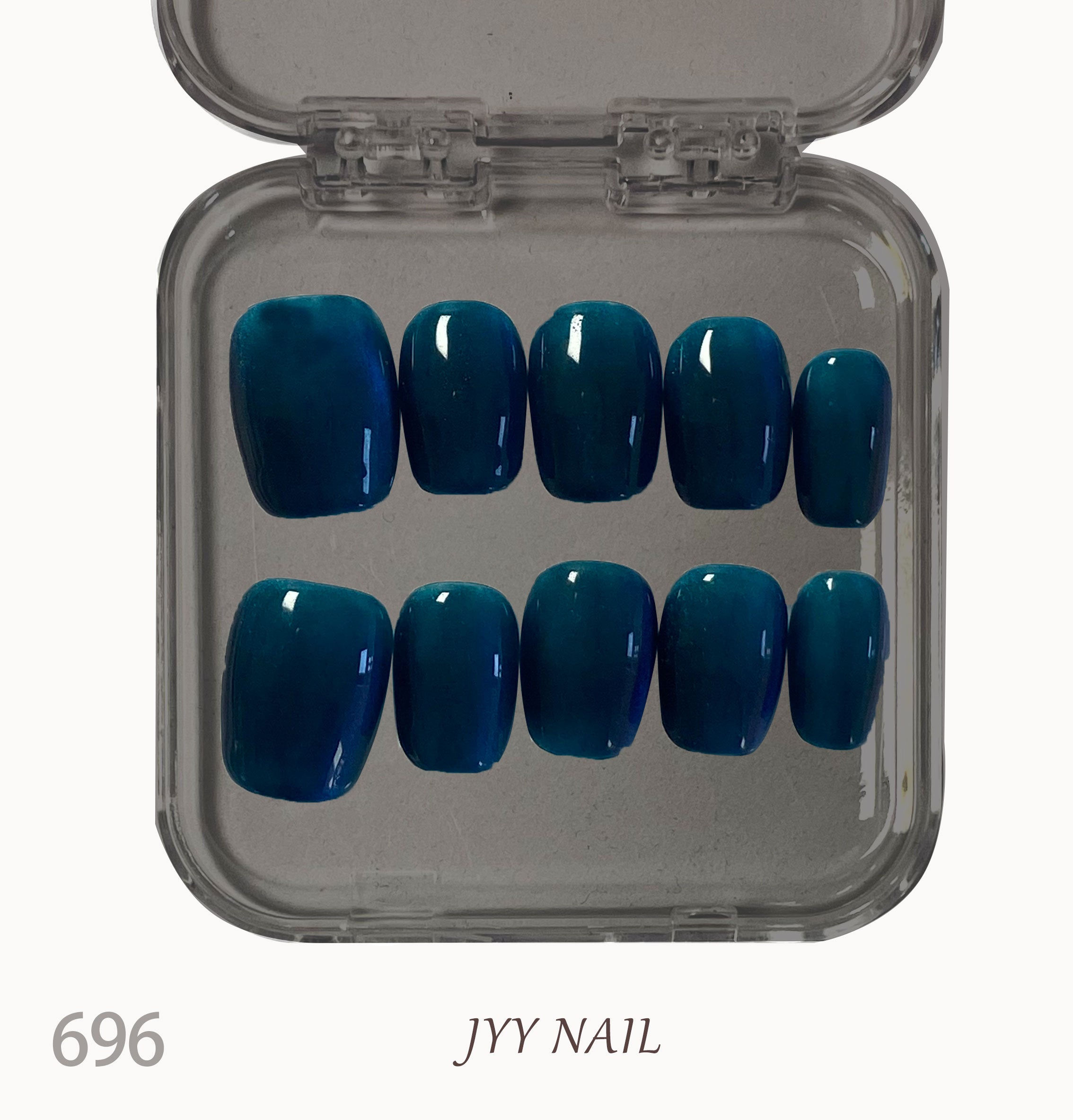 A696Solid blue:Solid color blue short nails