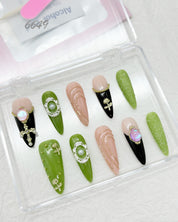 zb85..Exquisite nails