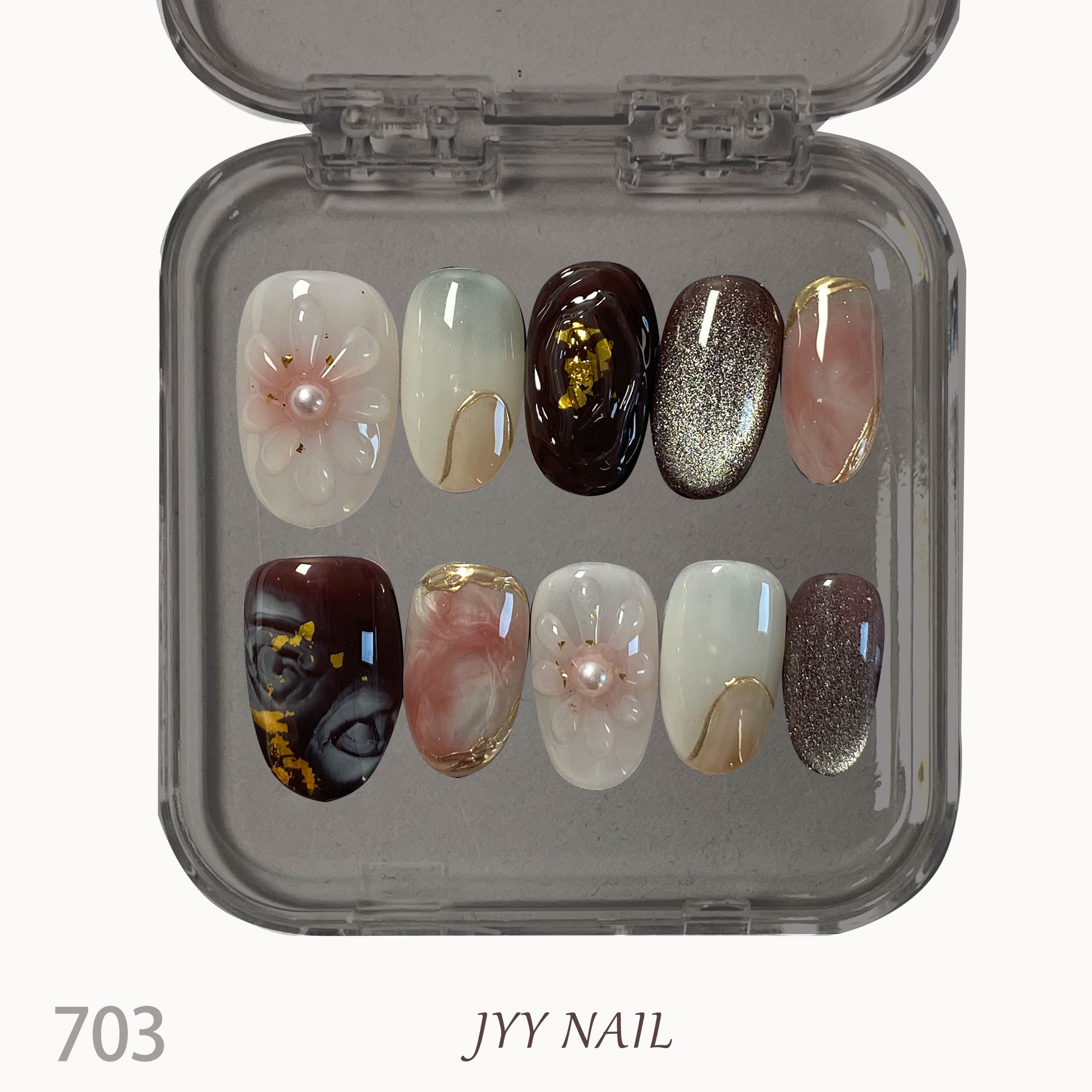 703.jpg