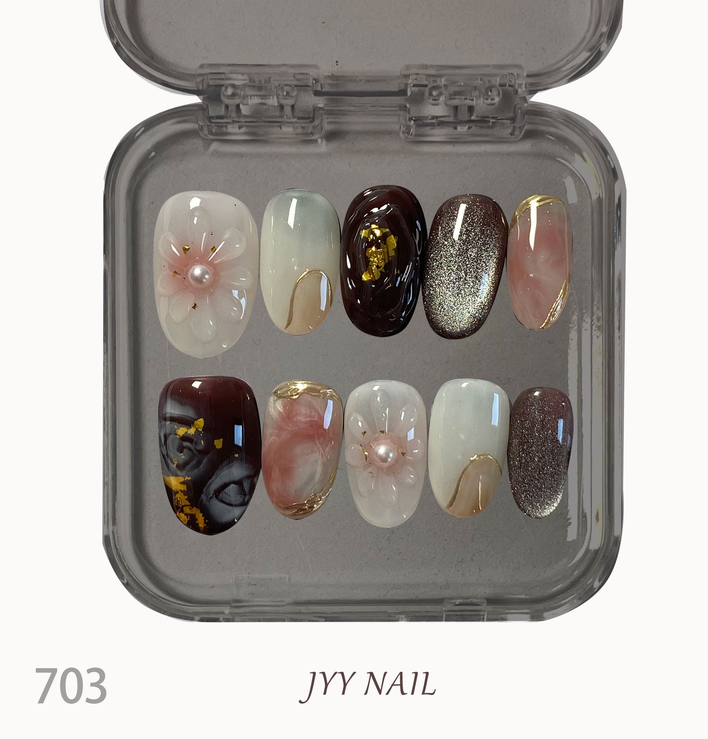 A703Floral Cat Eyes:Hand-painted floral cat eye nails