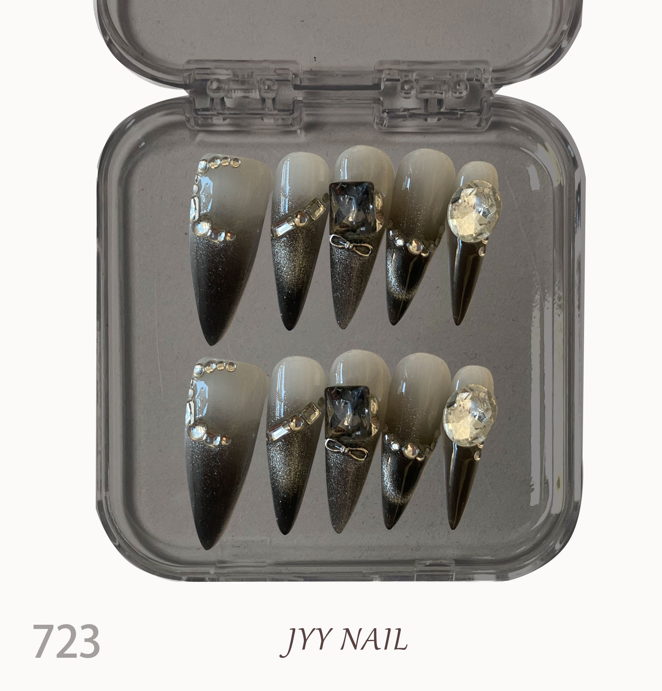 A723Black gradient diamond：Hand-painted cat eye black gradient drill nails