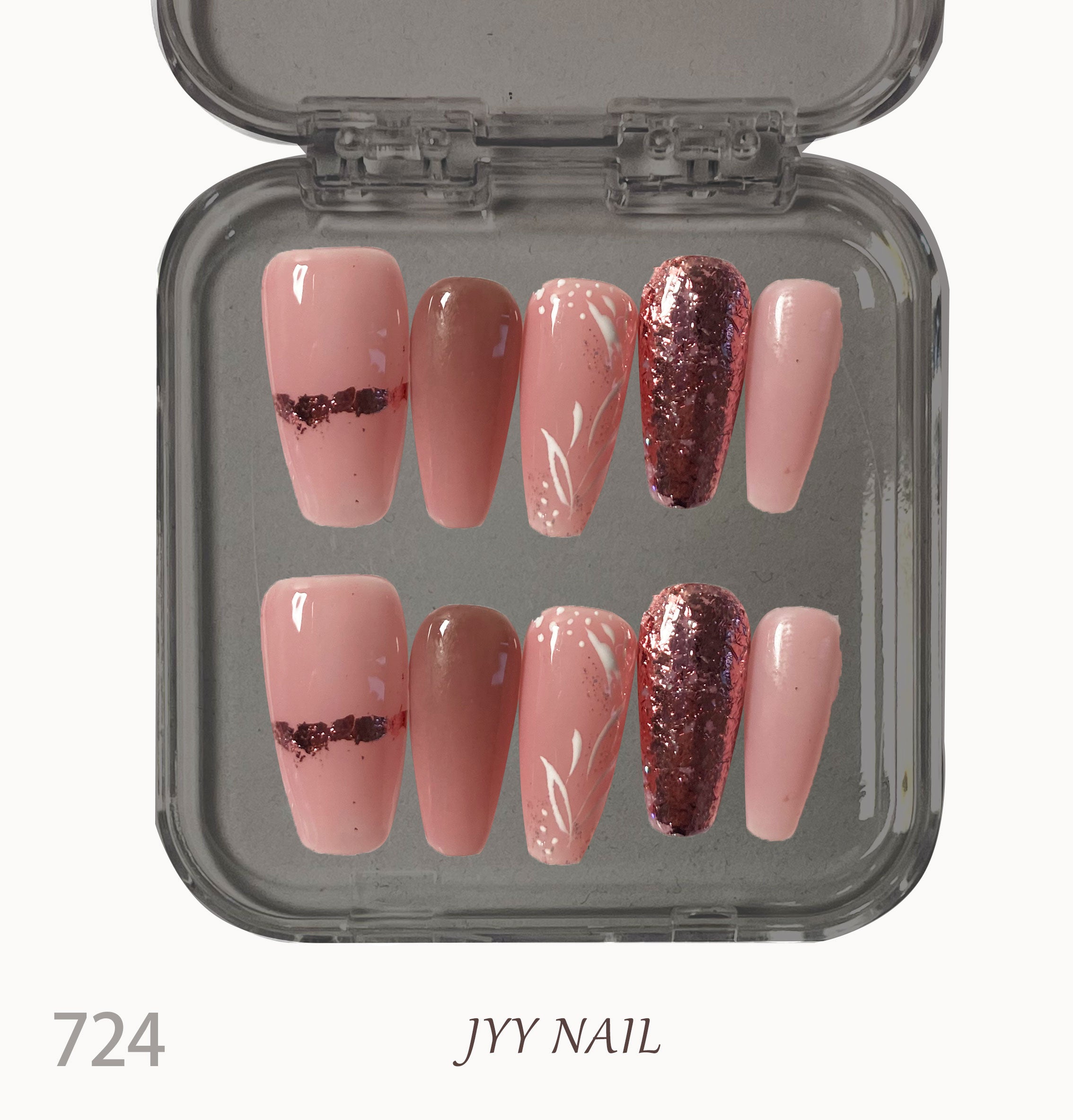 A724Pink fine shimmering leaves：Hand painted pink fine shimmering leaf nails