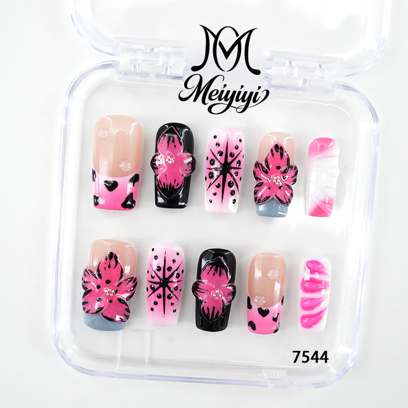 zb119..A wide variety of nails