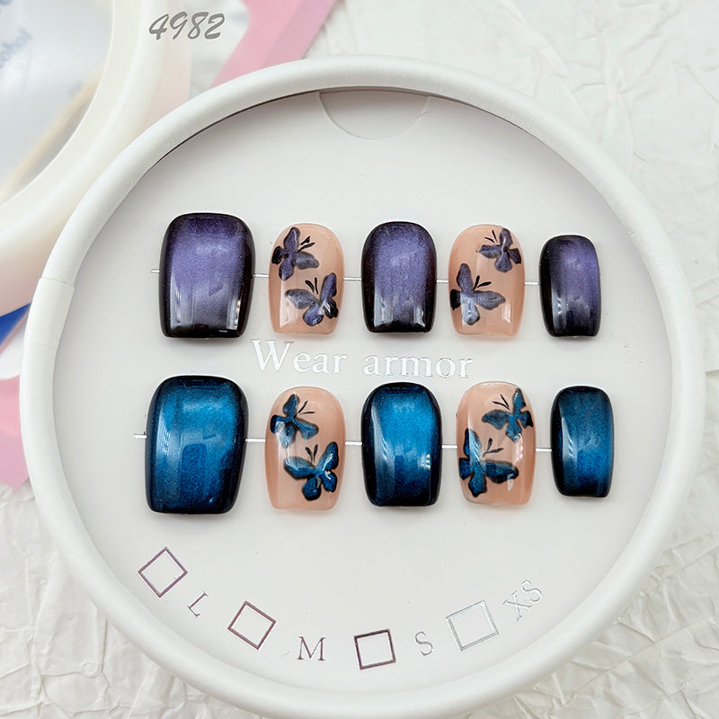 zb35..A variety of choices for almond-shaped and square-shaped wearable nails.