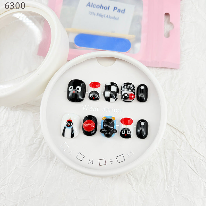 zb73..A display board featuring 24 different styles of fashionable and trendy nail wear.
