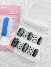 zb16..Colorful and richly decorated nail wear